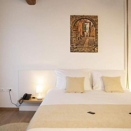 Hotel Natura Vilanija Екстериор снимка