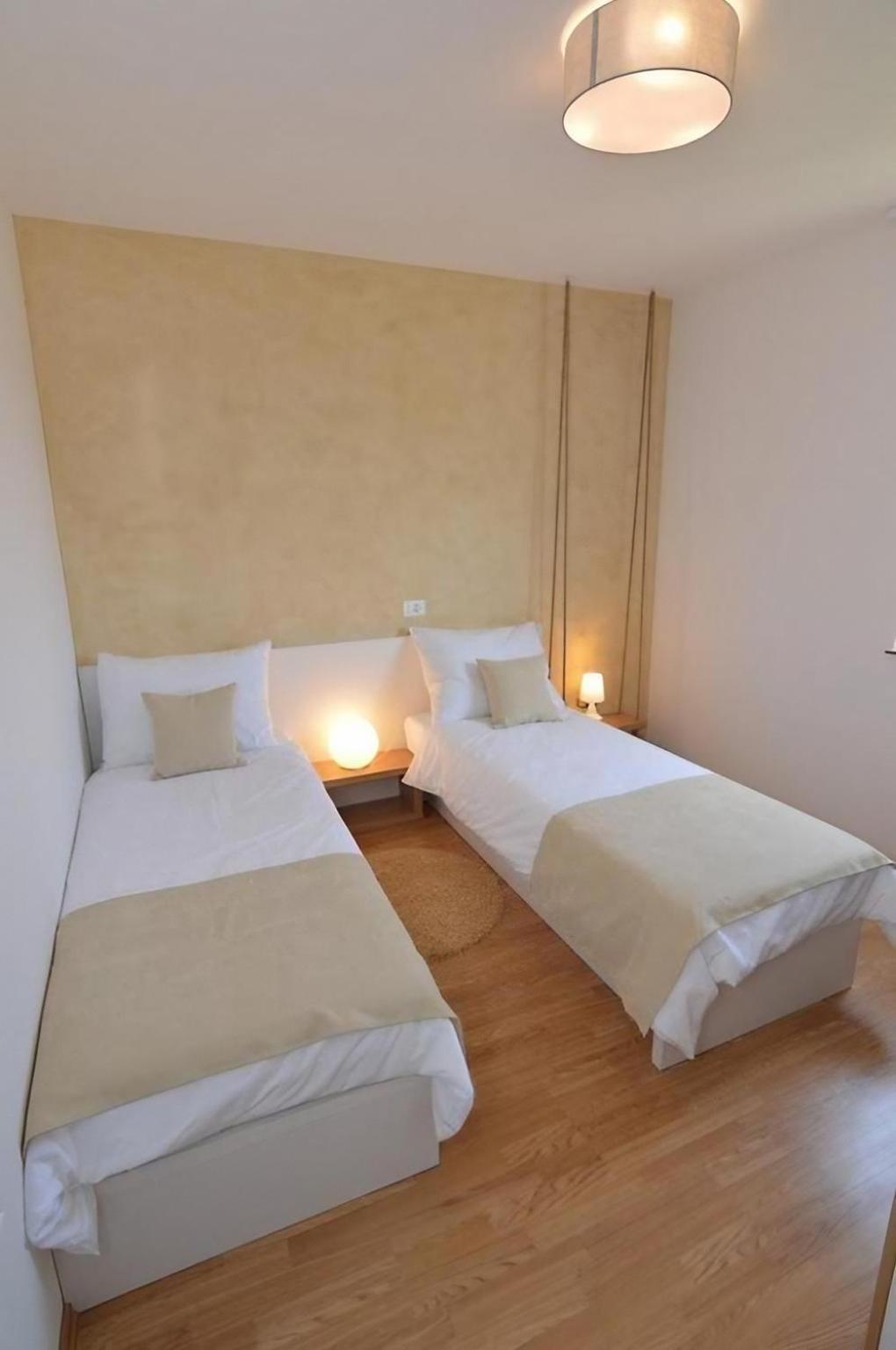 Hotel Natura Vilanija Екстериор снимка